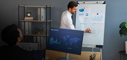 Business Intelligence vs Data Analytics: A Complete Guide